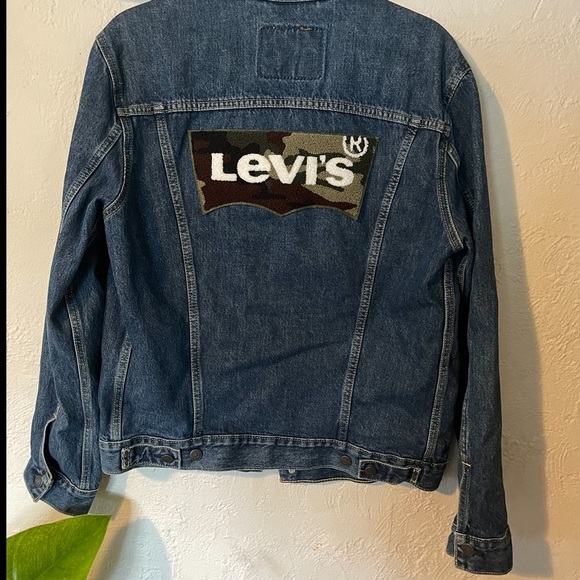 Levi’s TRUCKER JACKET - Picture 4 of 5